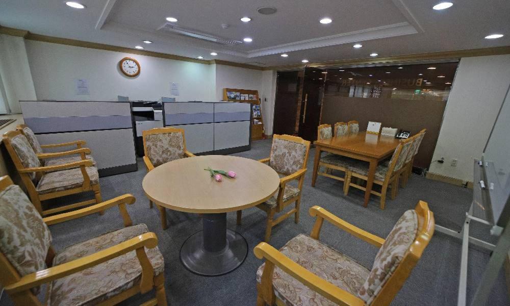 Admiral Hotel Geoje Bagian luar foto
