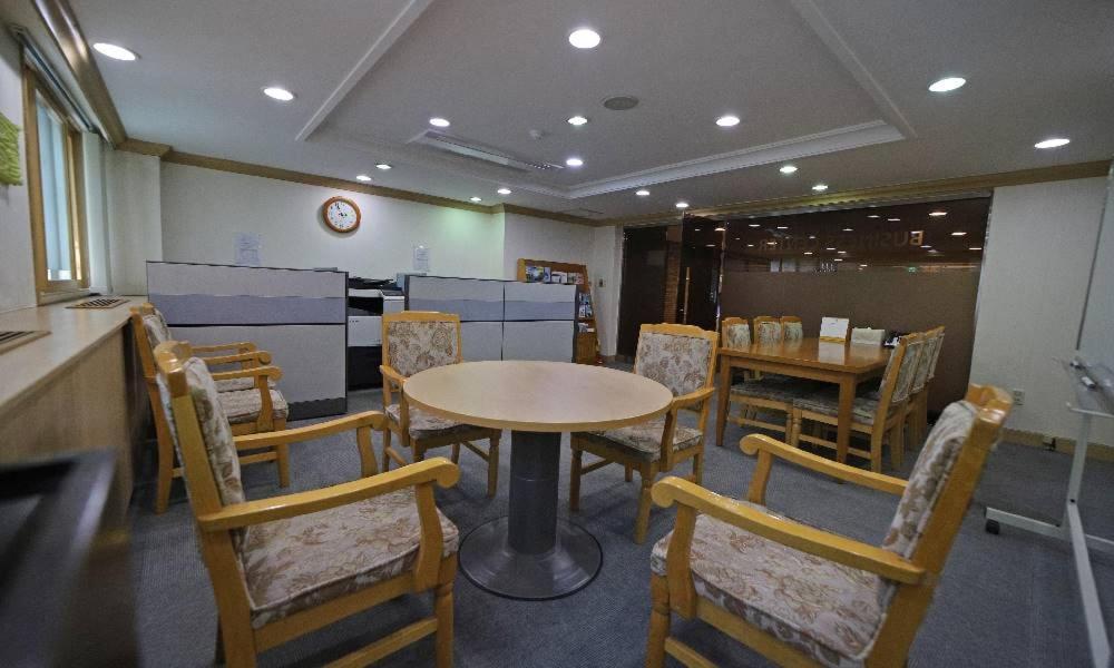 Admiral Hotel Geoje Bagian luar foto