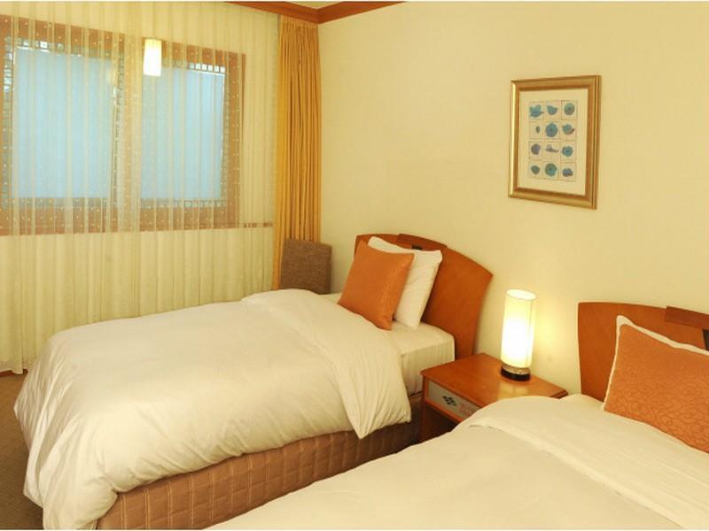 Admiral Hotel Geoje Bagian luar foto