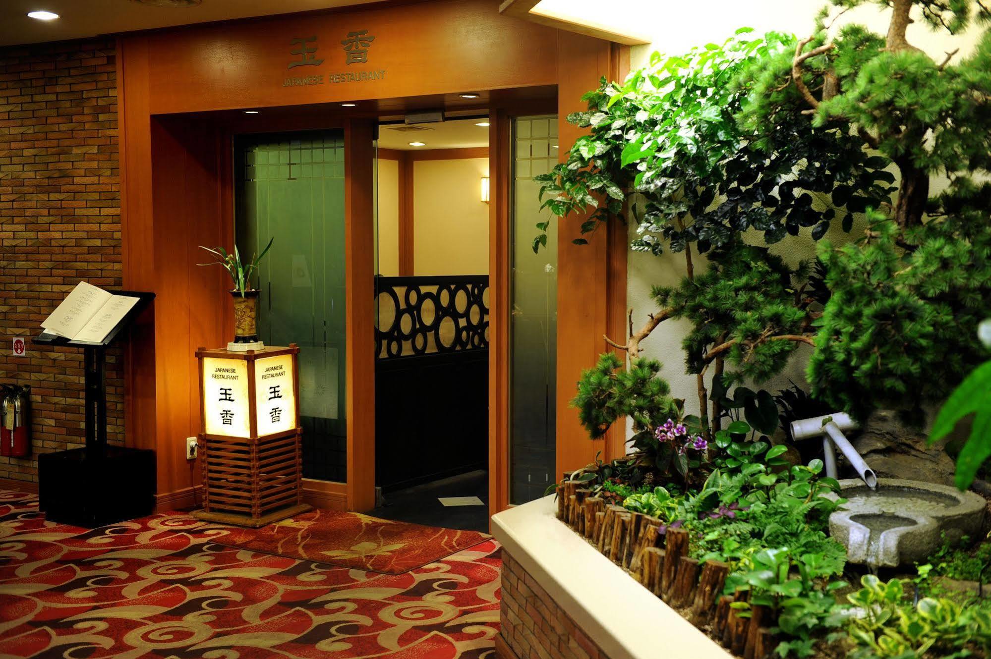 Admiral Hotel Geoje Bagian luar foto